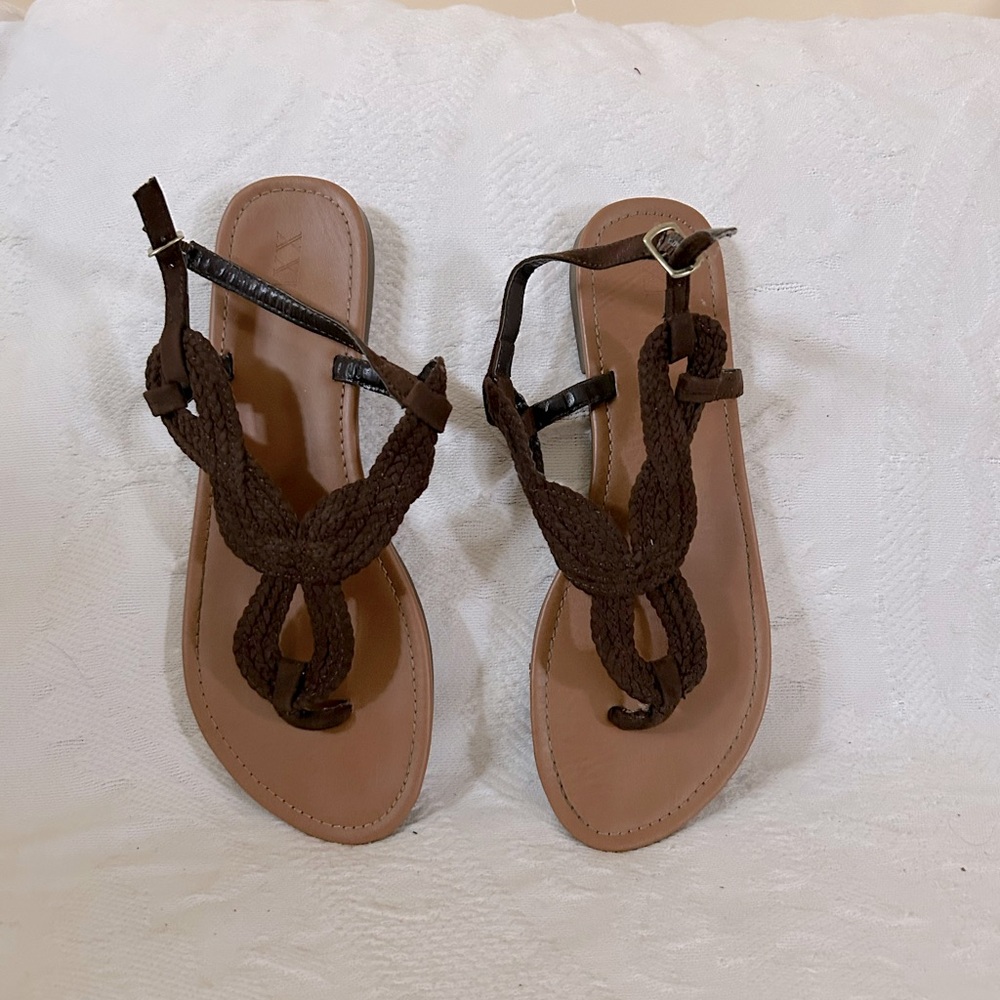 XXI (Forever 21) Brown Woven Strap Thong Style Sandals